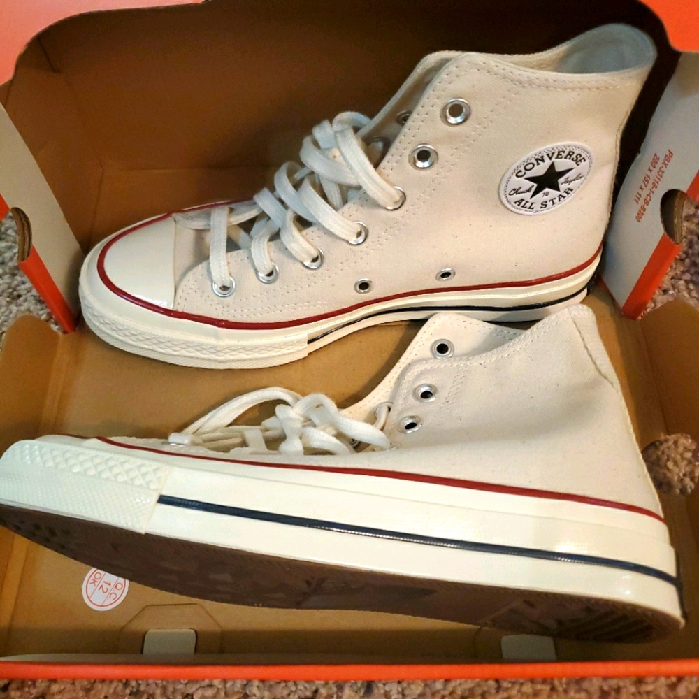 NEW Converse Chuck Taylor High Top Hightops Size 6